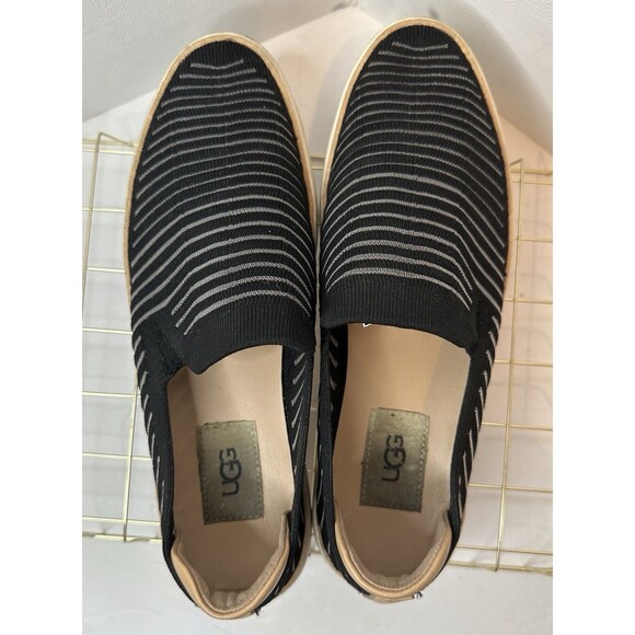 UGG Shoes - UGG Sammy Breeze Slip On Trainers Black Sneakers Womens Size 7.5